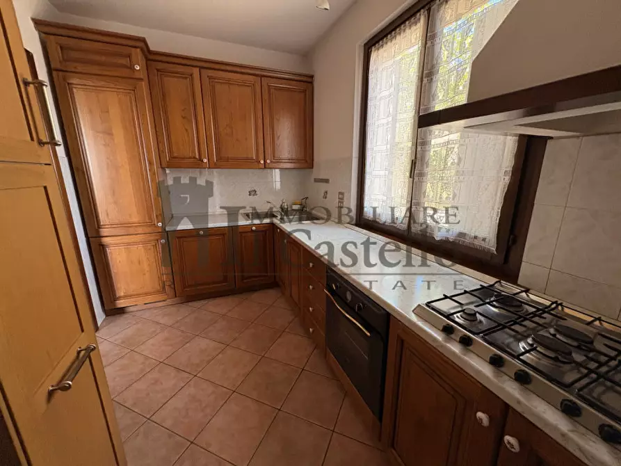 Immagine 14 di Villa in vendita  in trecine a Passignano Sul Trasimeno