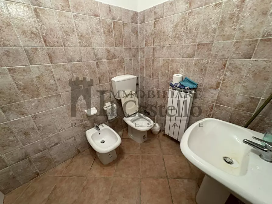 Immagine 37 di Villa in vendita  in trecine a Passignano Sul Trasimeno