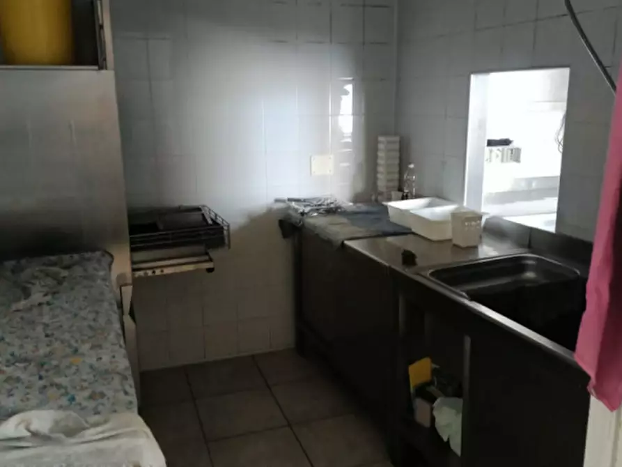 Immagine 26 di Attività commerciale in vendita  in Piazza Marconi   5 a Camino