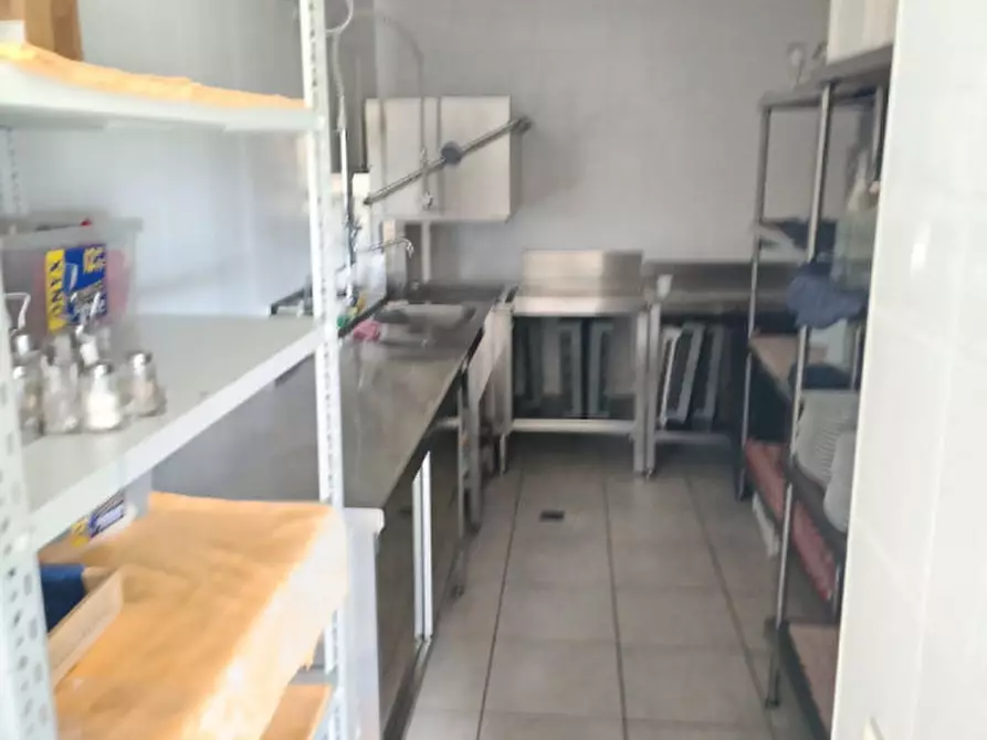 Immagine 28 di Attività commerciale in vendita  in Piazza Marconi   5 a Camino