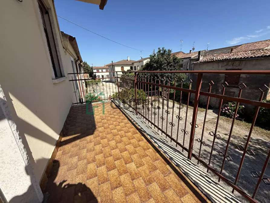 Immagine 15 di Casa indipendente in vendita  in Piazza Bonaldo a Zimella