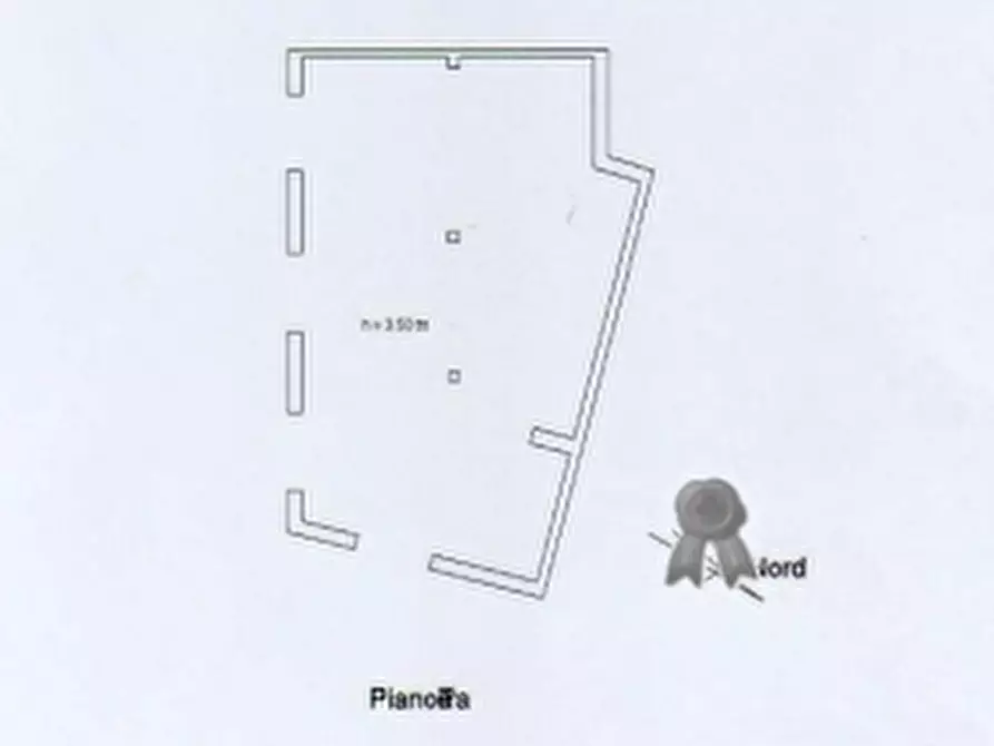 Immagine 2 di Garage in vendita  in via Ticino angolo via Val D'Aosta a Galatina