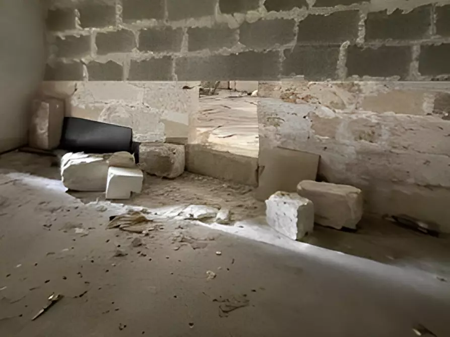 Immagine 4 di Garage in vendita  in via Ticino angolo via Val D'Aosta a Galatina