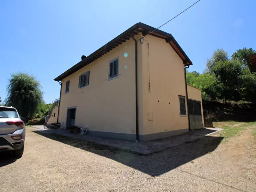 Immagine 3 di Casa indipendente in vendita  in Via Montecarlo a San Giovanni Valdarno