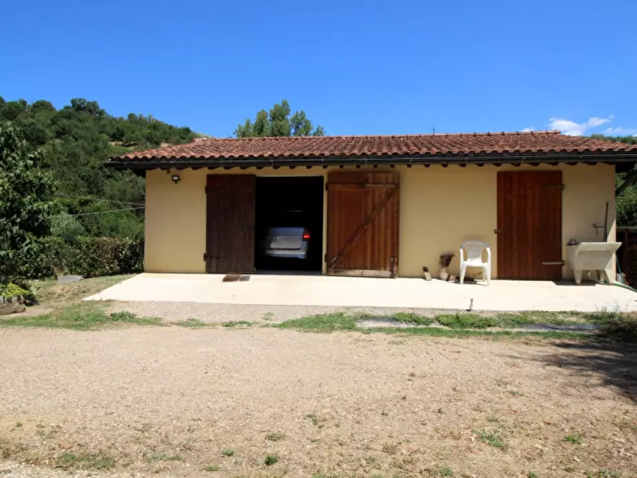 Immagine 6 di Casa indipendente in vendita  in Via Montecarlo a San Giovanni Valdarno