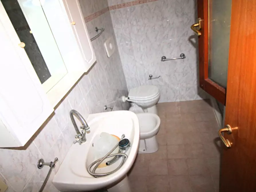 Immagine 12 di Casa indipendente in vendita  in Via Montecarlo a San Giovanni Valdarno