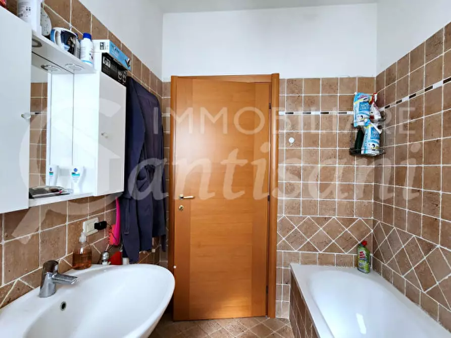 Immagine 11 di Appartamento in vendita  in Via Pistoiese a Firenze