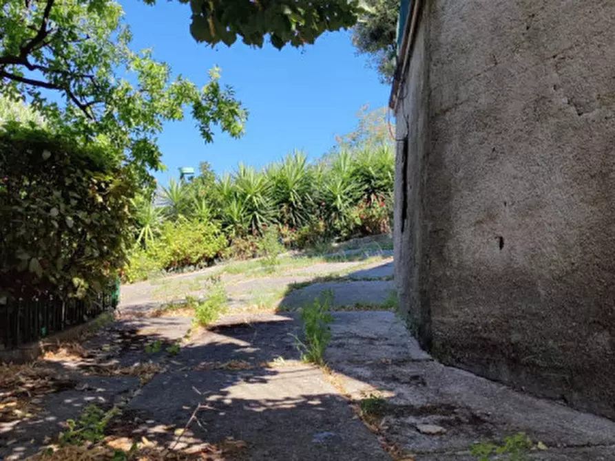 Immagine 27 di Villa in vendita  a Eboli