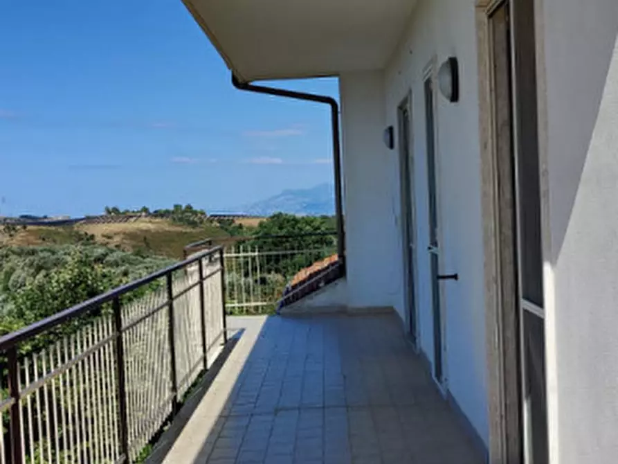 Immagine 32 di Villa in vendita  a Eboli