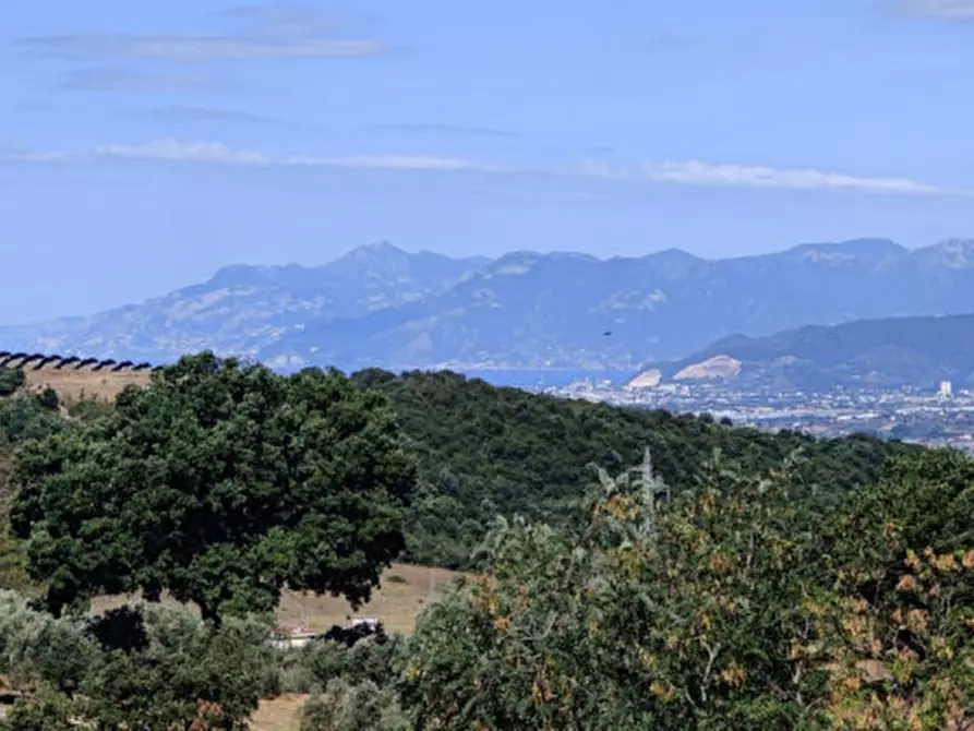 Immagine 39 di Villa in vendita  a Eboli