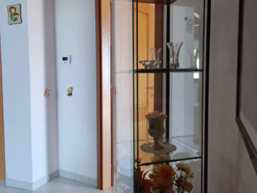 Immagine 41 di Villa in vendita  a Eboli