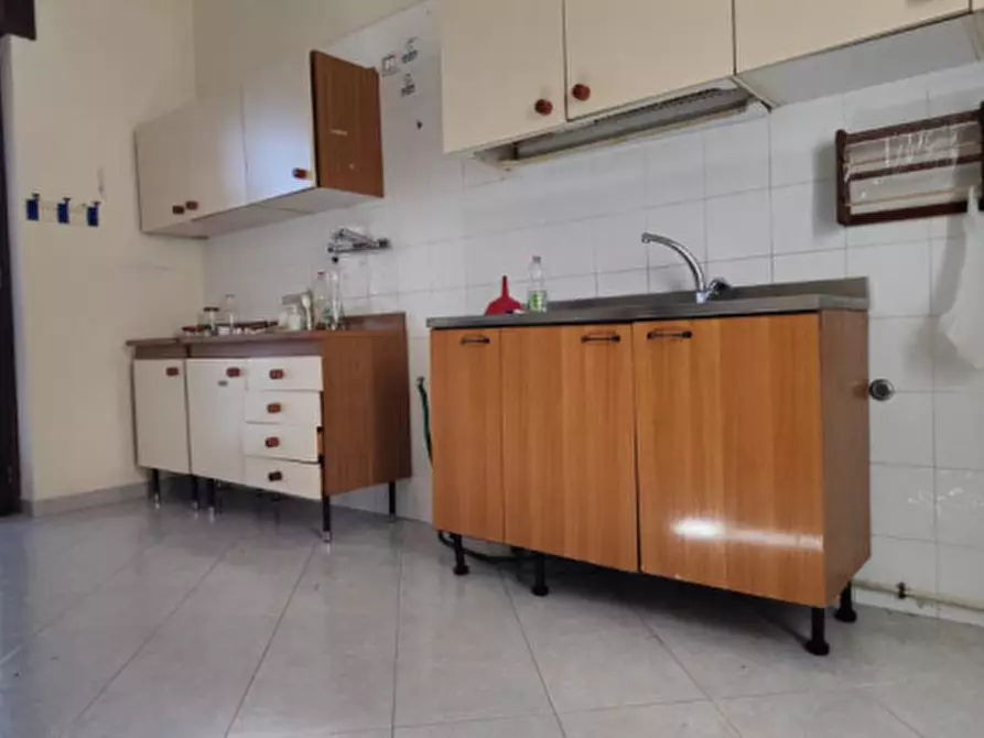 Immagine 47 di Villa in vendita  a Eboli