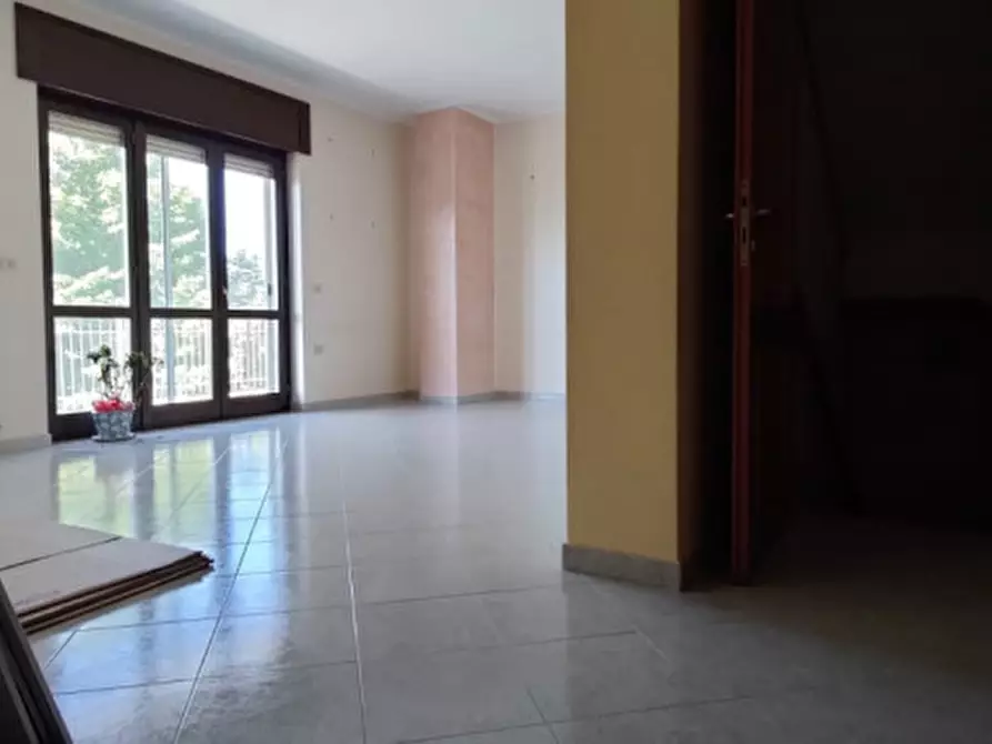 Immagine 48 di Villa in vendita  a Eboli