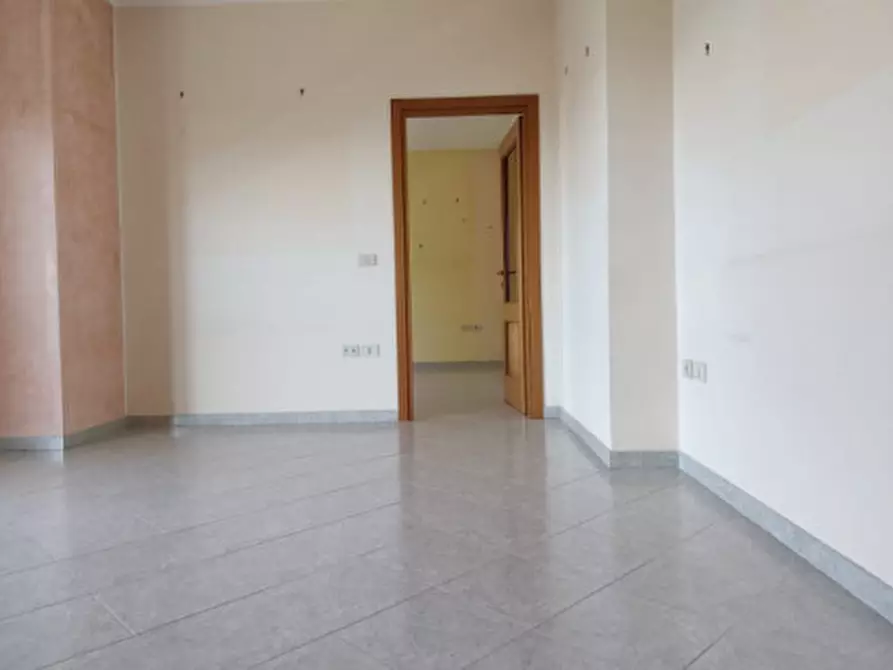 Immagine 57 di Villa in vendita  a Eboli