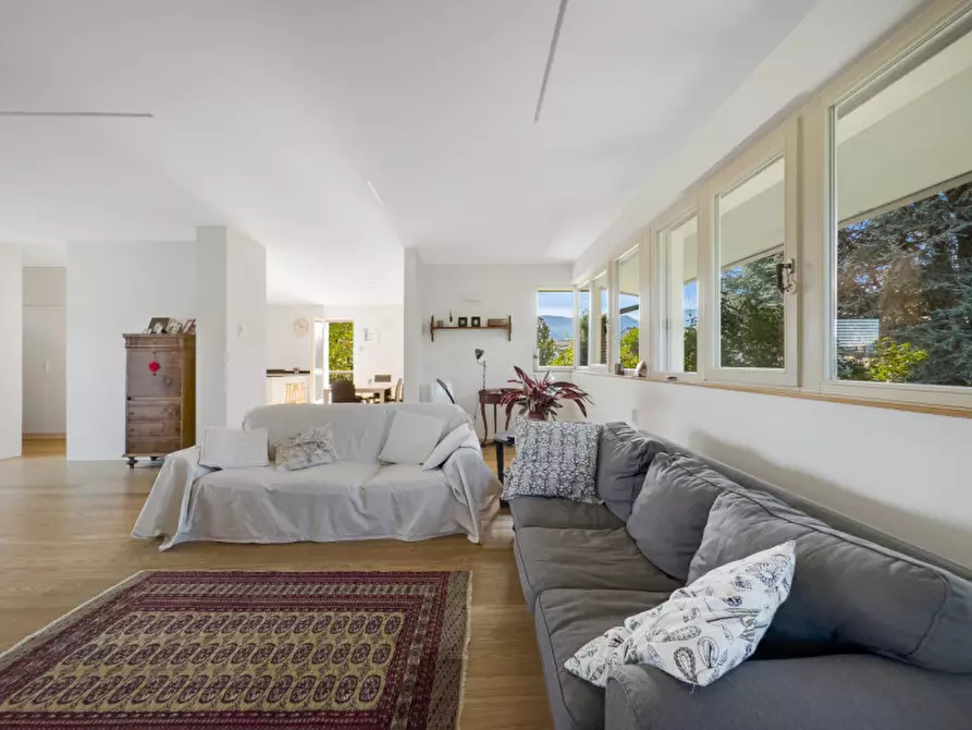 Immagine 6 di Villa in vendita  a Schio