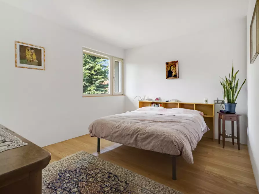 Immagine 15 di Villa in vendita  a Schio