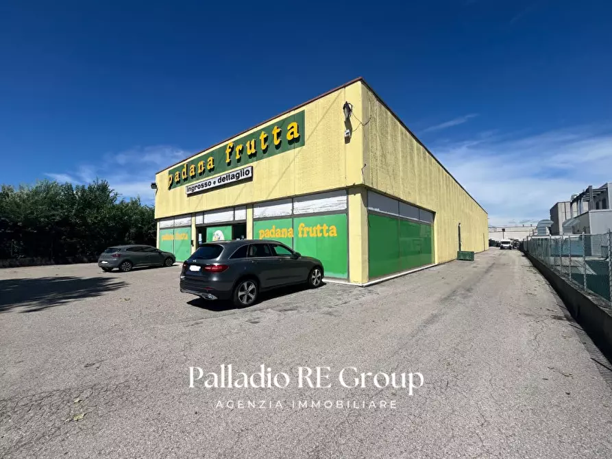 Immagine 12 di Capannone industriale in vendita  in Via Lago D'Iseo 36 a Altavilla Vicentina