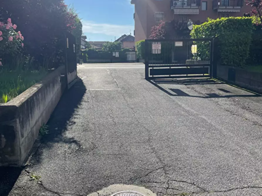 Immagine 4 di Garage in vendita  in Via Pier Giorgio Frassati 22 a Settimo Torinese