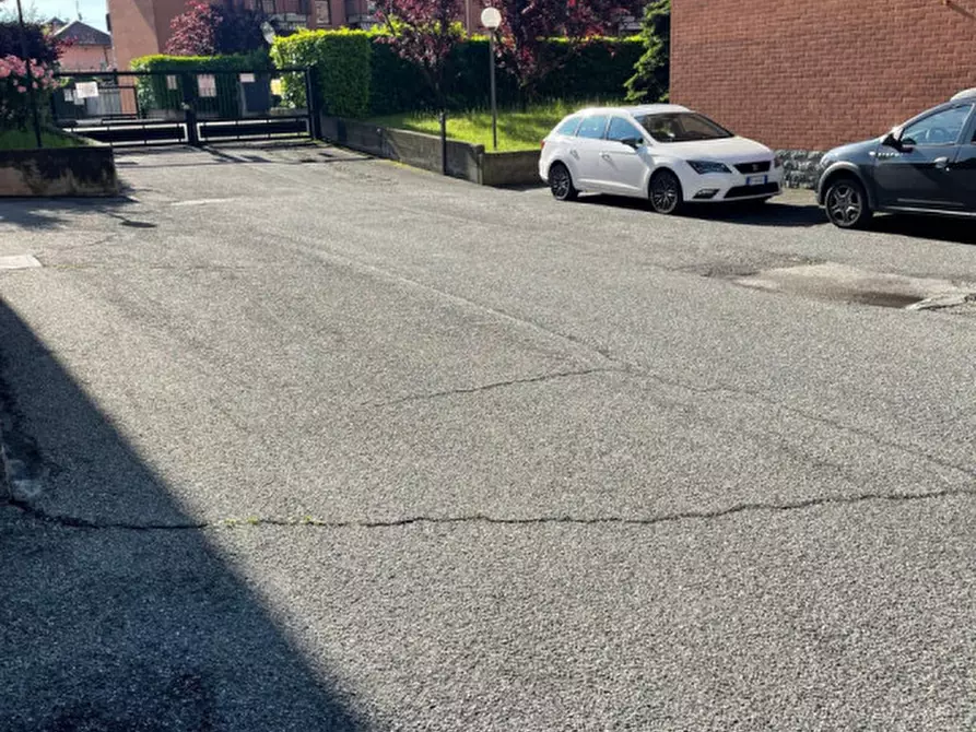Immagine 5 di Garage in vendita  in Via Pier Giorgio Frassati 22 a Settimo Torinese