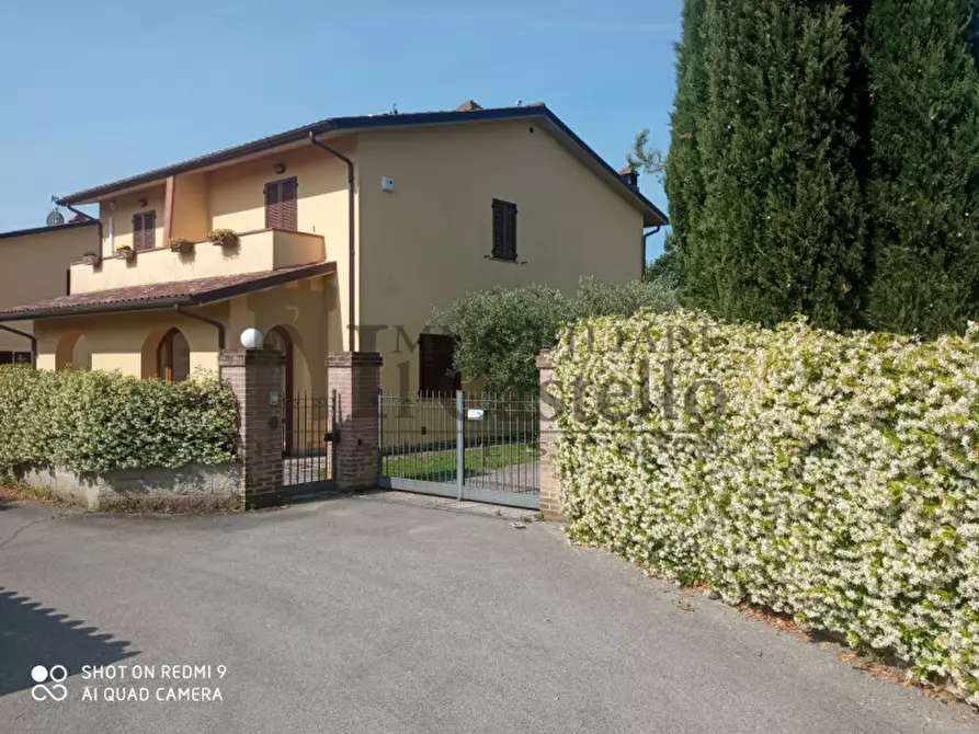 Immagine 1 di Villa in vendita  in Località Vernazzano Basso a Tuoro Sul Trasimeno