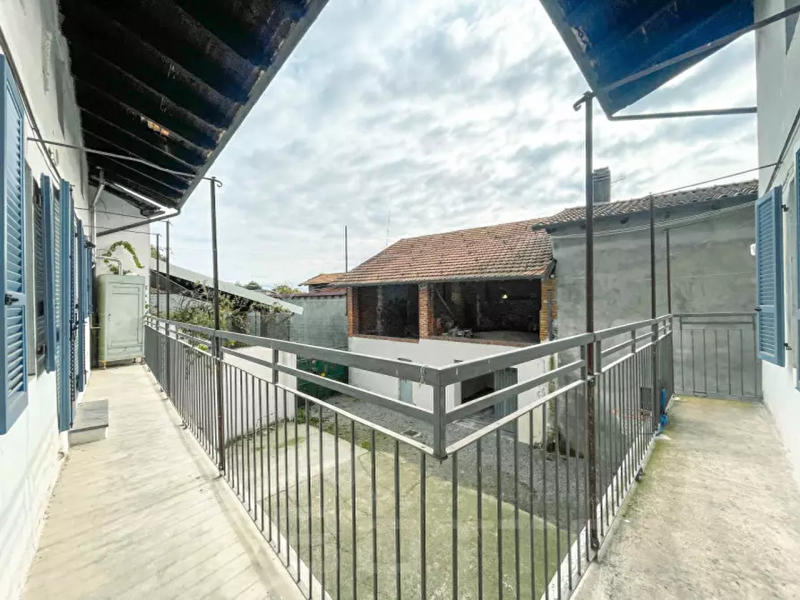 Immagine 19 di Casa indipendente in vendita  in Via Carlo Alberto 25 a Carpignano Sesia