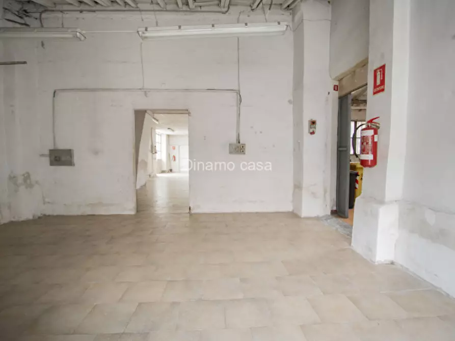 Immagine 11 di Appartamento in vendita  a Prato