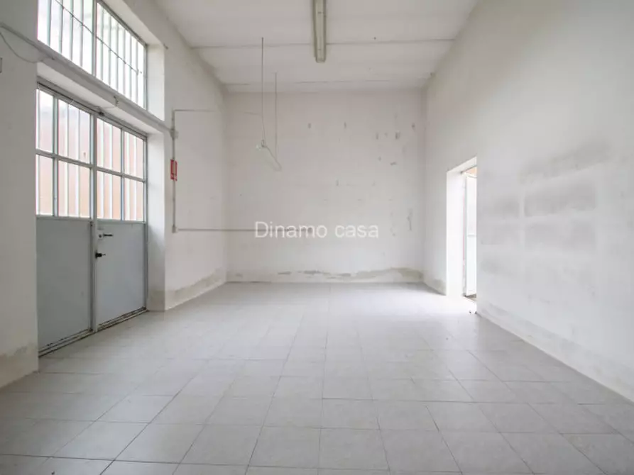 Immagine 14 di Appartamento in vendita  a Prato