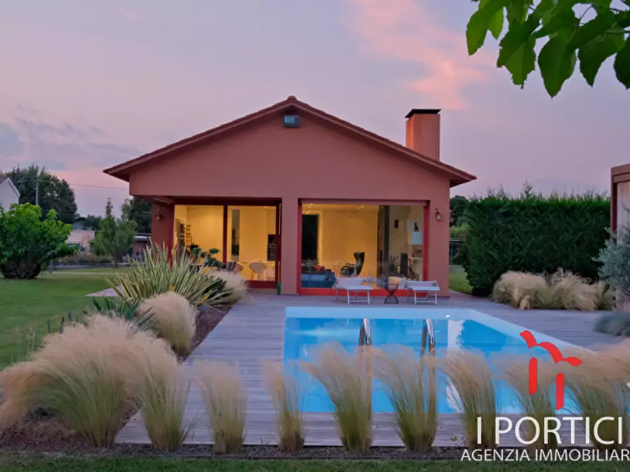 Immagine 1 di Casa bifamiliare in vendita  in Via Fratin a Scorzè