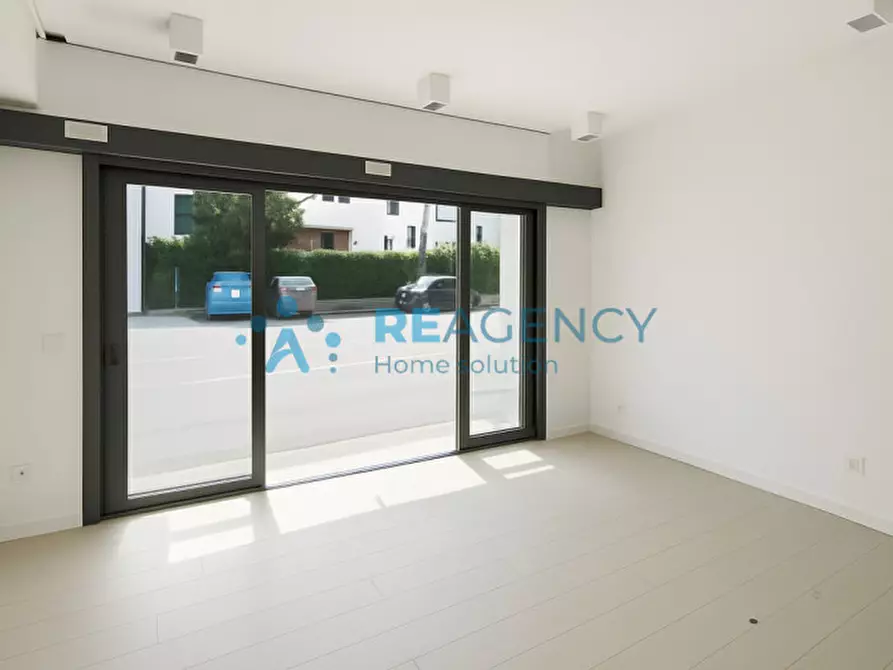 Immagine 1 di Negozio in affitto  in borgo scrofa a Vicenza