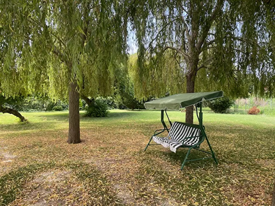 Immagine 10 di Bed & Breakfast in vendita  a Correzzola