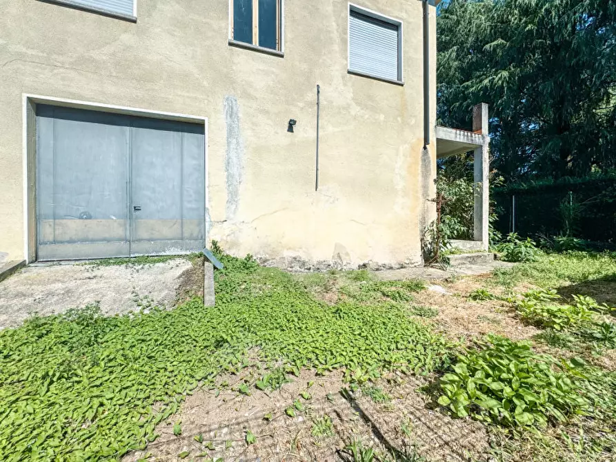 Immagine 15 di Appartamento in vendita  in Via Novara 300 a Borgomanero