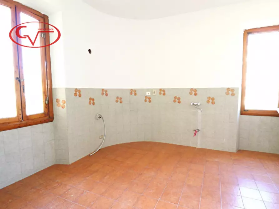 Immagine 4 di Casa bifamiliare in vendita  a Montevarchi