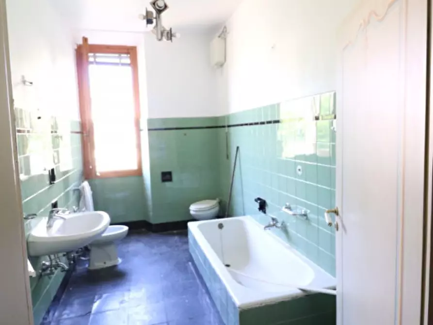 Immagine 25 di Casa bifamiliare in vendita  a Montevarchi