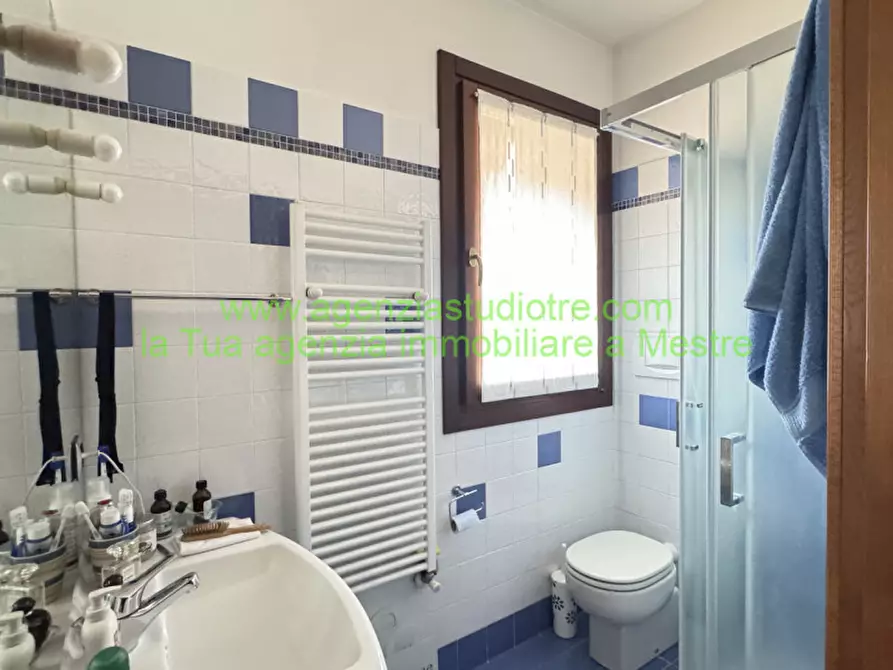 Immagine 6 di Villetta a schiera in vendita  in Via Daniele Comboni 50 a Venezia