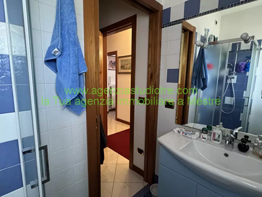 Immagine 7 di Villetta a schiera in vendita  in Via Daniele Comboni 50 a Venezia