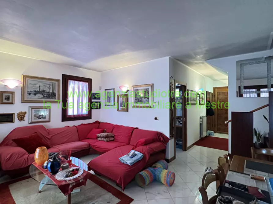 Immagine 12 di Villetta a schiera in vendita  in Via Daniele Comboni 50 a Venezia