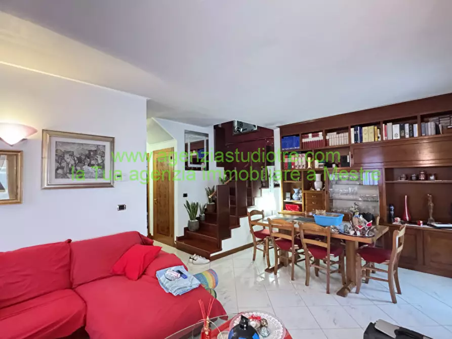 Immagine 14 di Villetta a schiera in vendita  in Via Daniele Comboni 50 a Venezia