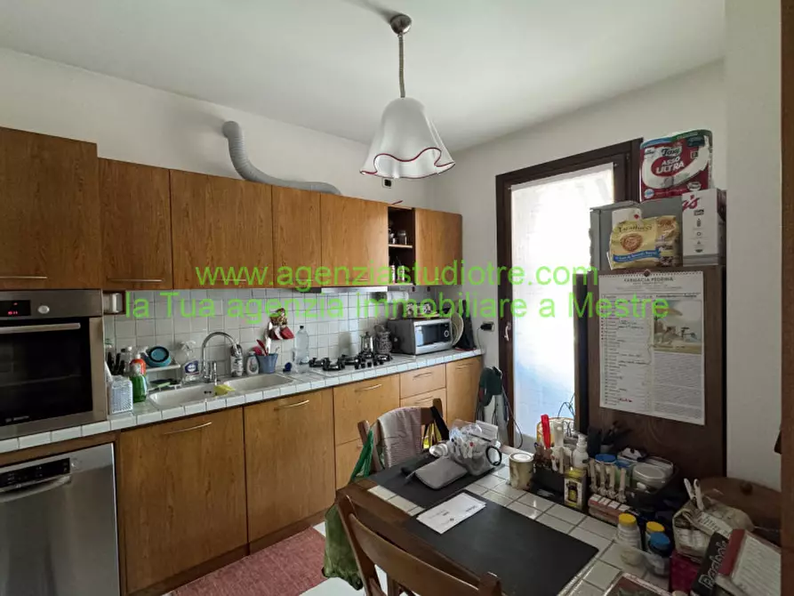 Immagine 15 di Villetta a schiera in vendita  in Via Daniele Comboni 50 a Venezia