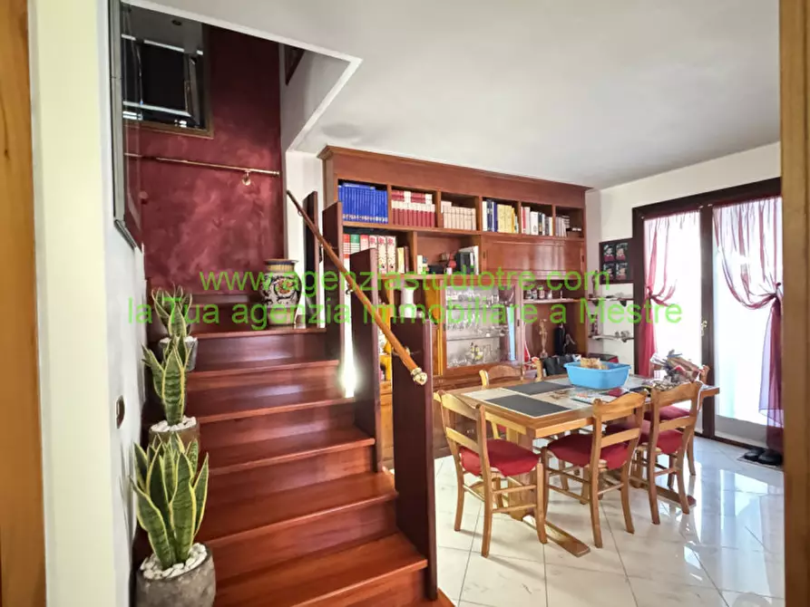 Immagine 18 di Villetta a schiera in vendita  in Via Daniele Comboni 50 a Venezia