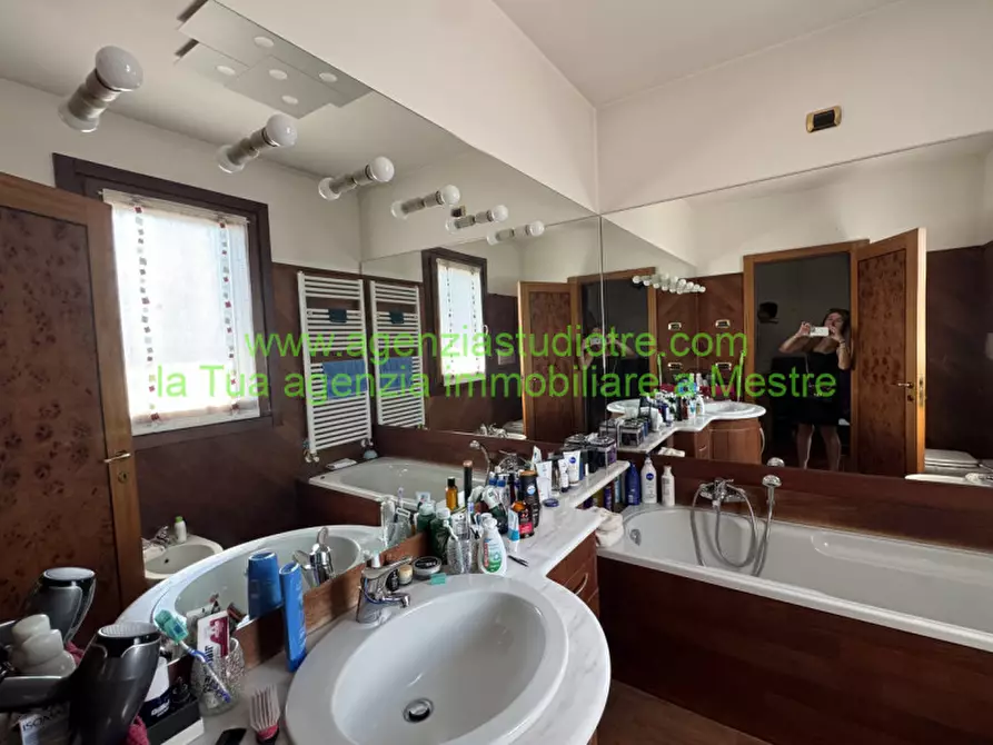 Immagine 21 di Villetta a schiera in vendita  in Via Daniele Comboni 50 a Venezia