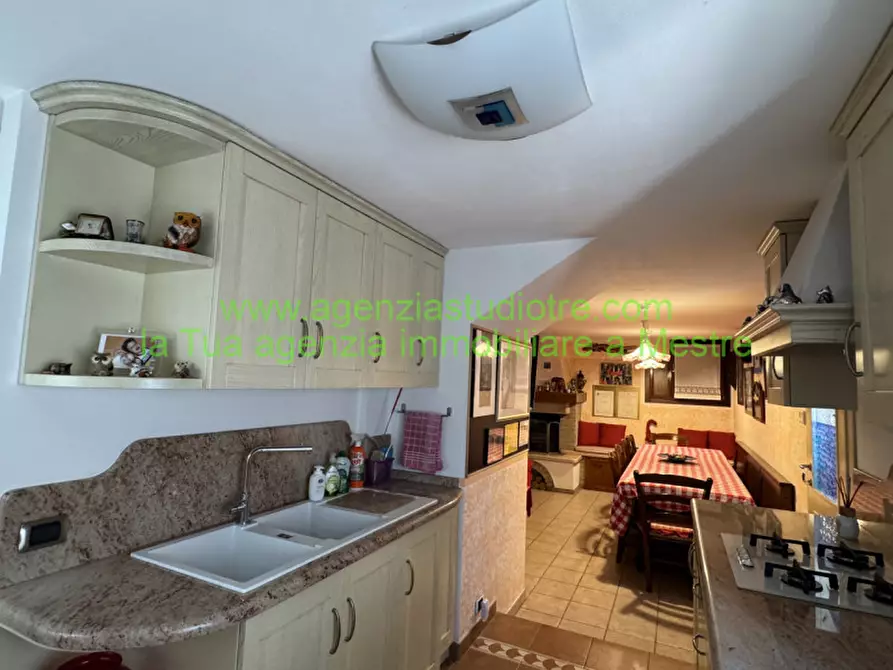 Immagine 24 di Villetta a schiera in vendita  in Via Daniele Comboni 50 a Venezia