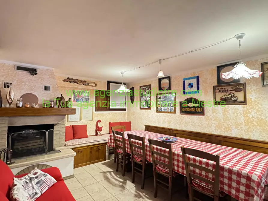 Immagine 26 di Villetta a schiera in vendita  in Via Daniele Comboni 50 a Venezia