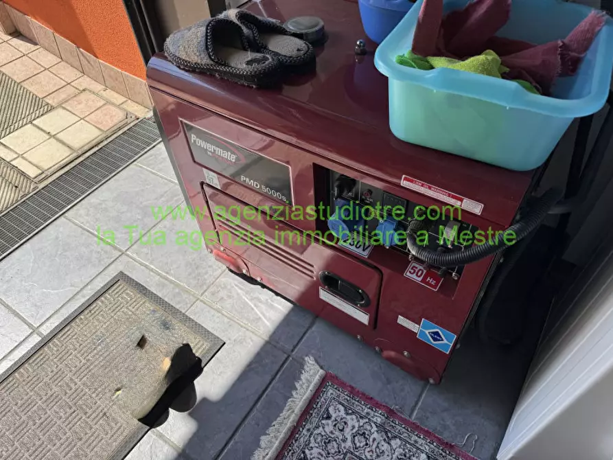 Immagine 30 di Villetta a schiera in vendita  in Via Daniele Comboni 50 a Venezia