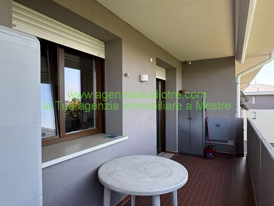 Immagine 10 di Appartamento in vendita  in Via Amedeo Modigliani a Venezia