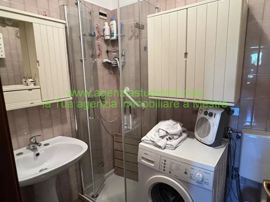 Immagine 17 di Appartamento in vendita  in Via Amedeo Modigliani a Venezia