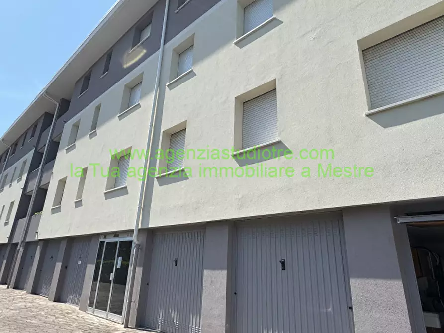 Immagine 22 di Appartamento in vendita  in Via Amedeo Modigliani a Venezia