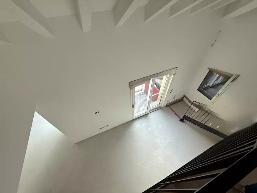 Immagine 15 di Appartamento in vendita  in Via Giacomo Puccini a Castelfranco Veneto