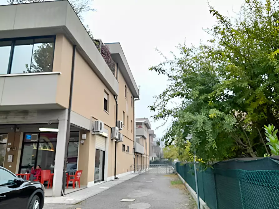 Immagine 4 di Appartamento in vendita  in viale Marconi 74 C a Bastiglia