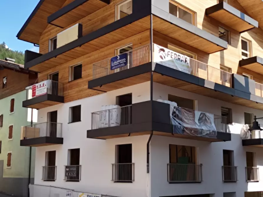Immagine 1 di Appartamento in vendita  in Via Binelli, 3 a Pinzolo
