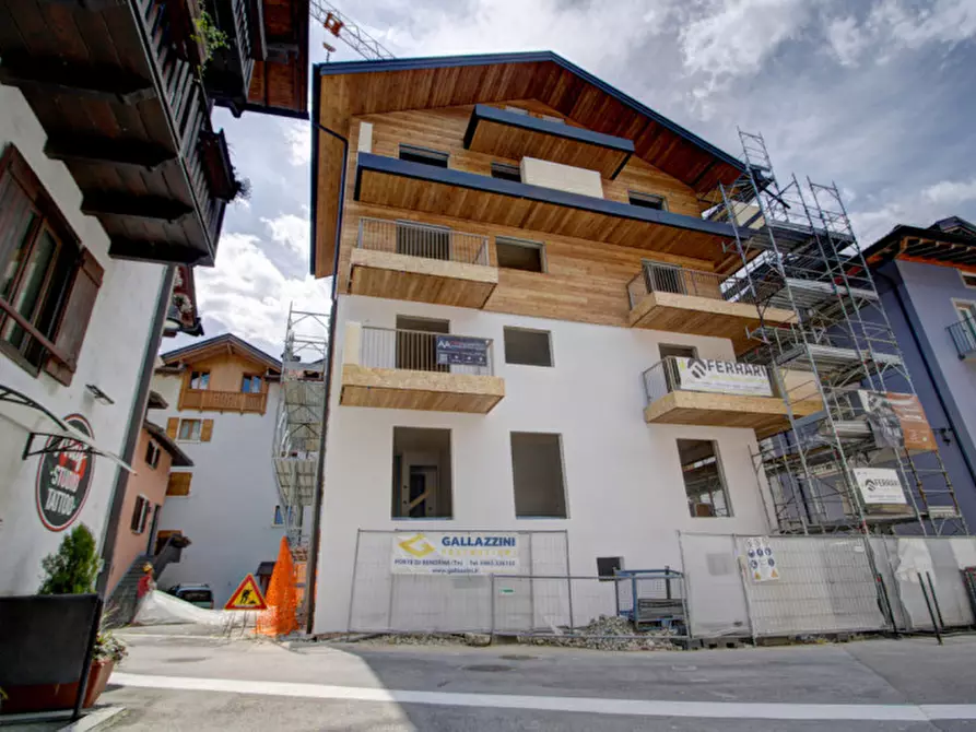 Immagine 15 di Appartamento in vendita  in Via Binelli, 3 a Pinzolo